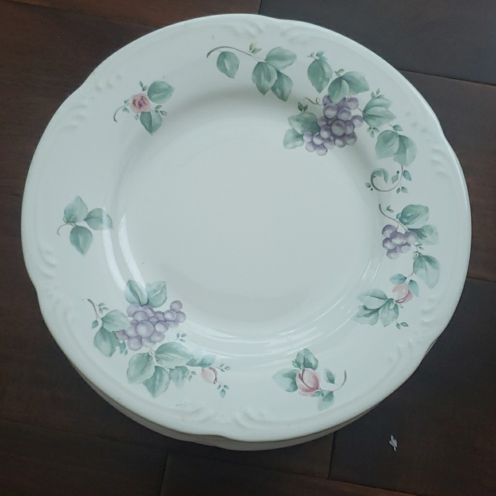 Pfaltzgraff (6) Salad plates
